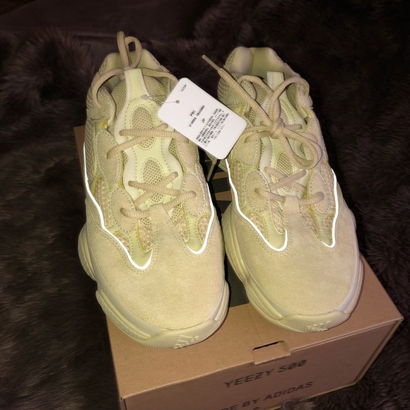 Yeezy’s - Picture 3 of 4